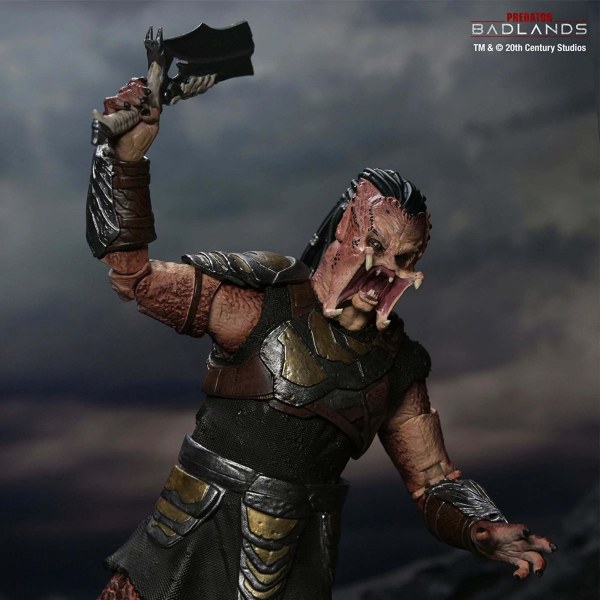 PREDATOR BADLANDS - FIGURA DE ACCIÓN A ESCALA DE 7" - ULTIMATE DEK (ARMURA DE ENTRENAMIENTO)