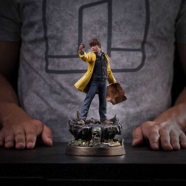 Art Scale Mikey Walsh (40 aniversario) 21 cm - Iron Studios Los Goonies