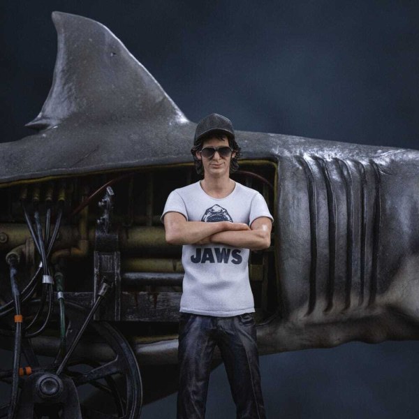 Art Scale Deluxe Steven Spielberg Tiburón 50 aniversario 27 cm - Iron Studios Tiburón