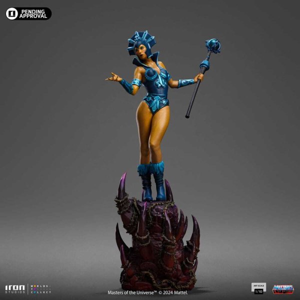 Estatuilla Masters of the Universe 1 10 Scale Evil-Lyn Variante de color 28 cm
