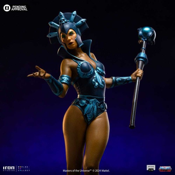 Estatuilla Masters of the Universe 1 10 Scale Evil-Lyn Variante de color 28 cm