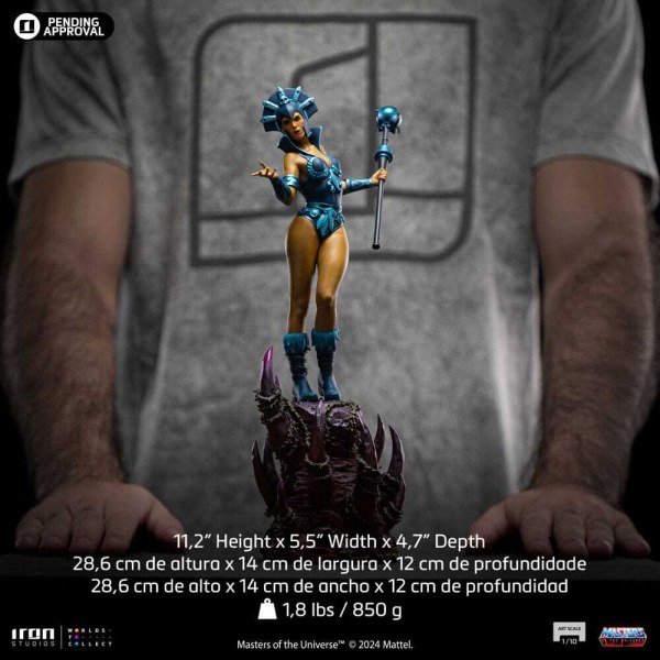 Estatuilla Masters of the Universe 1 10 Scale Evil-Lyn Variante de color 28 cm