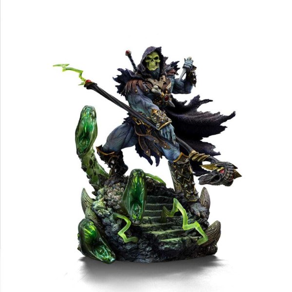Figurita Maestros del Universo 1/10 Art Scale Deluxe Skeletor Desatado 23 cm