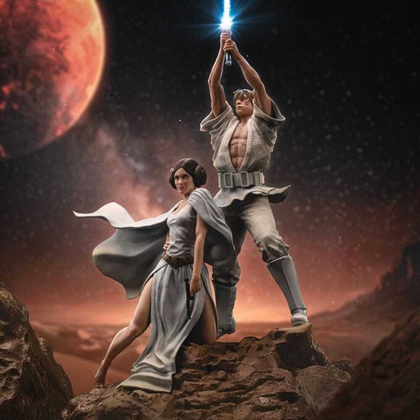 Estatuilla de Star Wars 1:10 Deluxe Art Scale Luke y Leia 41 cm