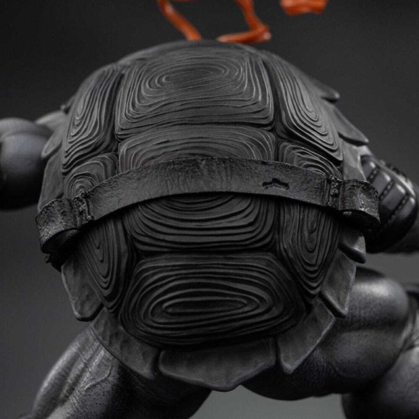 Estatuilla de las 1:10 Scale Michelangelo Variante Blanco y Negro 26 cm