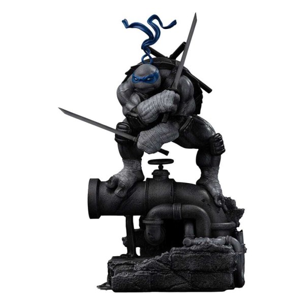 Estatuilla de las 1:10 Scale Leonardo Variante Blanco y Negro 26 cm