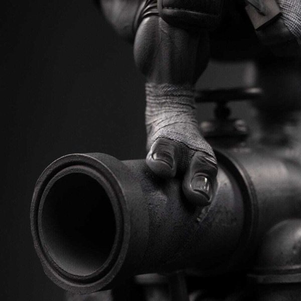 Estatuilla de las 1:10 Scale Leonardo Variante Blanco y Negro 26 cm