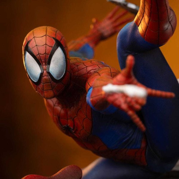 Estatuilla de Hombre Araña 1:10 Art Scale Hombre Araña 10º Aniversario 29 cm