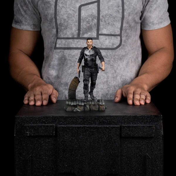 Estatuilla Daredevil: Born 1/10 Scale Punisher 21 cm