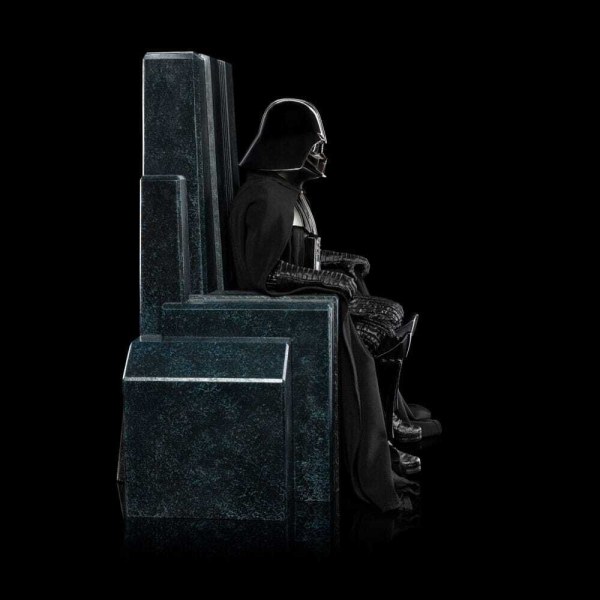 Estatuilla de Star Wars 1/10 Art Scale Darth Vader en Trono 18 cm