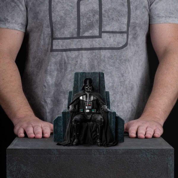 Estatuilla de Star Wars 1/10 Art Scale Darth Vader en Trono 18 cm