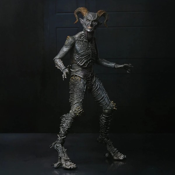 FIGURA ACCIÓN DEFINITIVA DE MALTHUS EL DEMONIO - NECA EL UNIVERSO DEL CONJURO