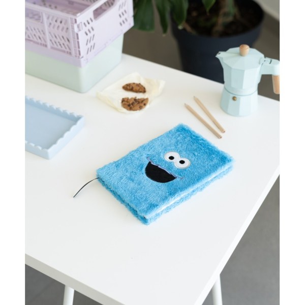 CUADERNO PREMIUM A5 DE PELUCHE - PLAZA SÉSAMO