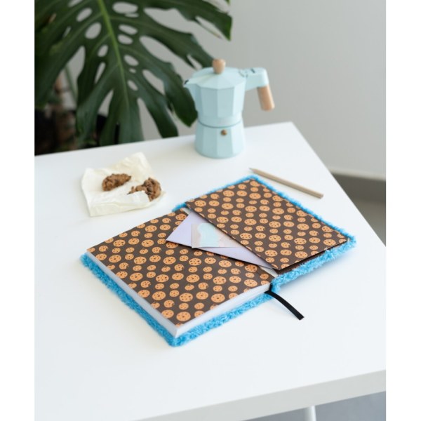 CUADERNO PREMIUM A5 DE PELUCHE - PLAZA SÉSAMO