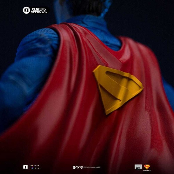 Art Scale Superman y Krypto 32 cm - Iron Studios Superman Legacy