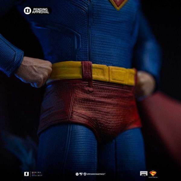 Art Scale Superman y Krypto 32 cm - Iron Studios Superman Legacy