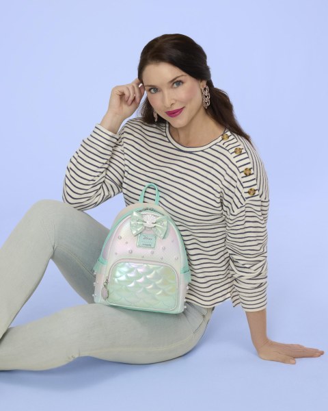 Mini Mochila Perla Iridiscente - Disney Loungefly La Sirenita
