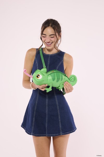 Bolso Crossbody Pascal - Disney Loungefly Enredados