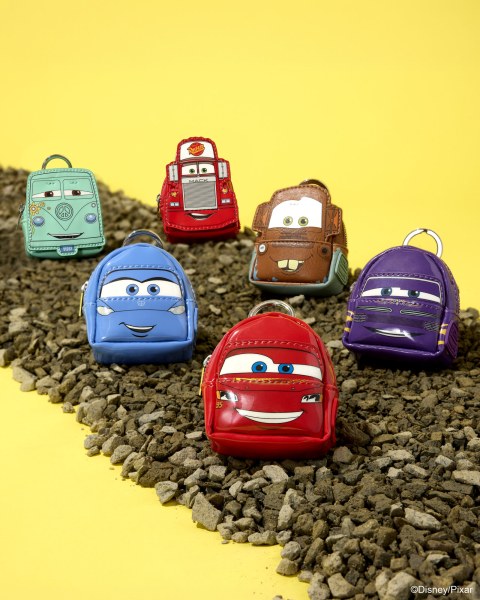 Llavero Mini Mochila Misteriosa - Disney Pixar Cars 20 Aniversario