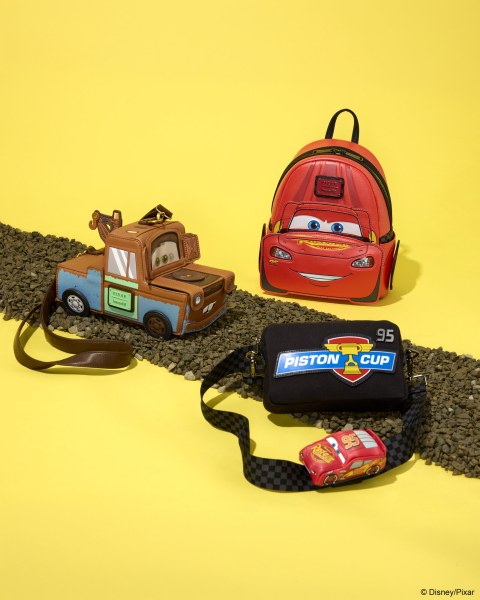 Bolsa Bandolera Piston Cup - Disney Pixar Loungefly Cars 20 Aniversario