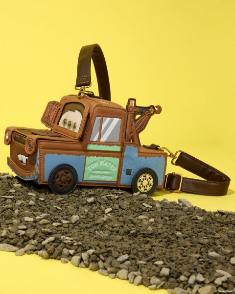 Bolsa de bandolera Mater Figural - Disney Pixar Loungefly Cars 20 aniversario