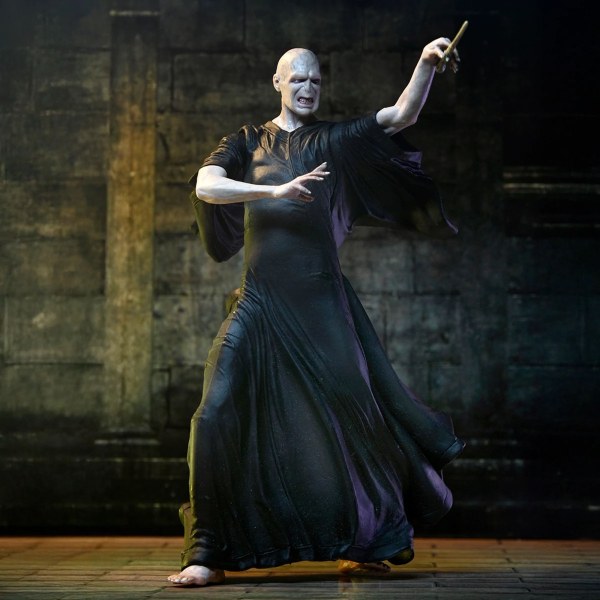 HARRY POTTER - FIGURA DE ACCIÓN ESCALA 7" - COLECCIÓN LEGACY - VOLDEMORT