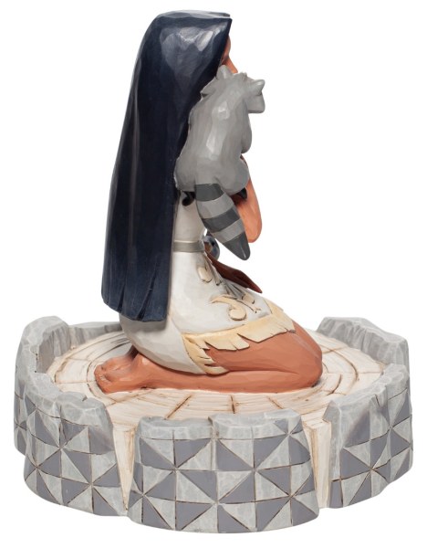 WHITE WOODLAND DE POCAHONTAS - DISNEY TRADITIONS
