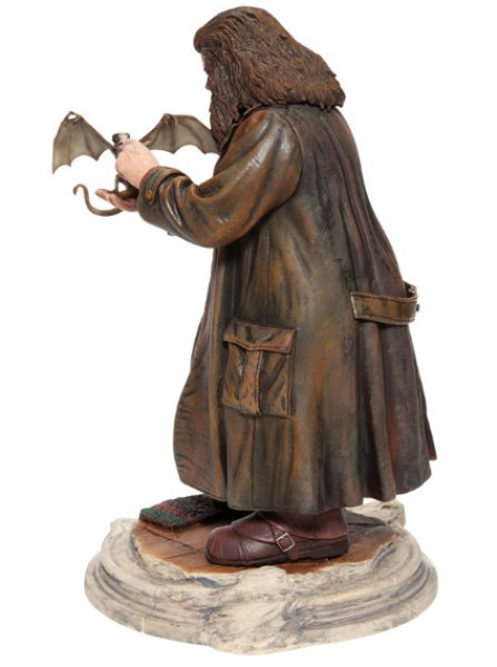 HAGRID Y NORBERT EL DRAGÓN - HARRY POTTER