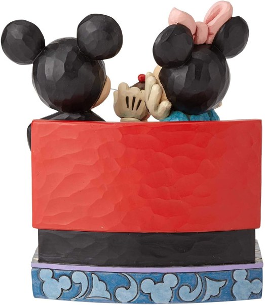 MICKEY Y MINNIE EN LA HELADO