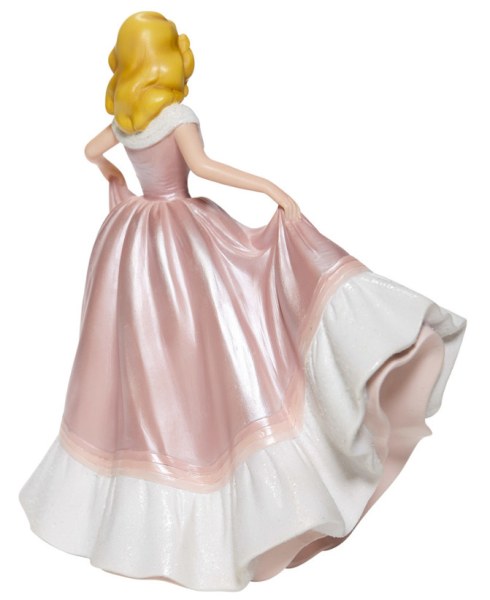 CENICIENTA con un vestido rosa - MUESTRA DE DISNEY HAUTE COUTURE