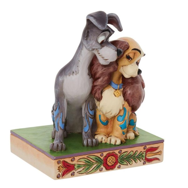 LA DAMA Y EL VAGABUNDO AMOR - DISNEY TRADITIONS