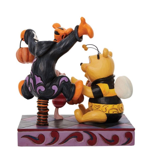 WINNIE THE POOH Y SUS AMIGOS EN HALLOWEEN - DISNEY TRADITIONS