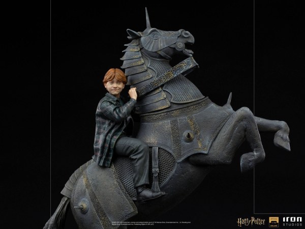 RON WEASLEY TABLERO DE AJEDREZ DE LOS MAGOS ART SCALE - HARRY POTTER