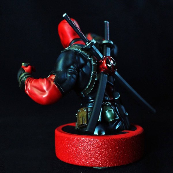 BUSTO DE DEADPOOL - MARVEL