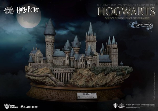 Colegio HOGWARTS de Magia y Hechicería 32 cm EDICIÓN LIMITADA - HARRY POTTER MASTERCRAFT