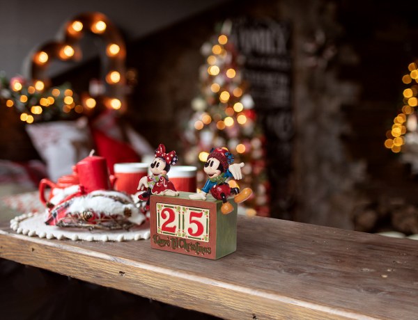 CUENTA ATRÁS NAVIDAD DE MICKEY Y MINNIE - DISNEY TRADITIONS