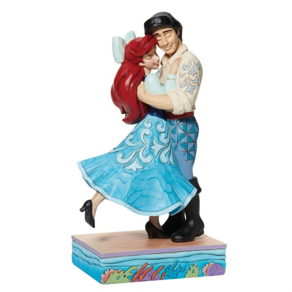 ARIEL Y ERIC AMAN - DISNEY TRADITIONS