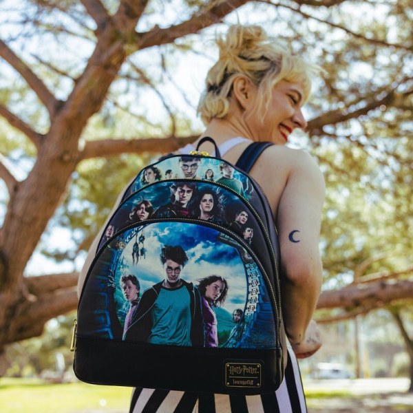MINI MOCHILA CARTELES DE CINE TRIPLE BOLSILLO - HARRY POTTER LOUNGEFLY