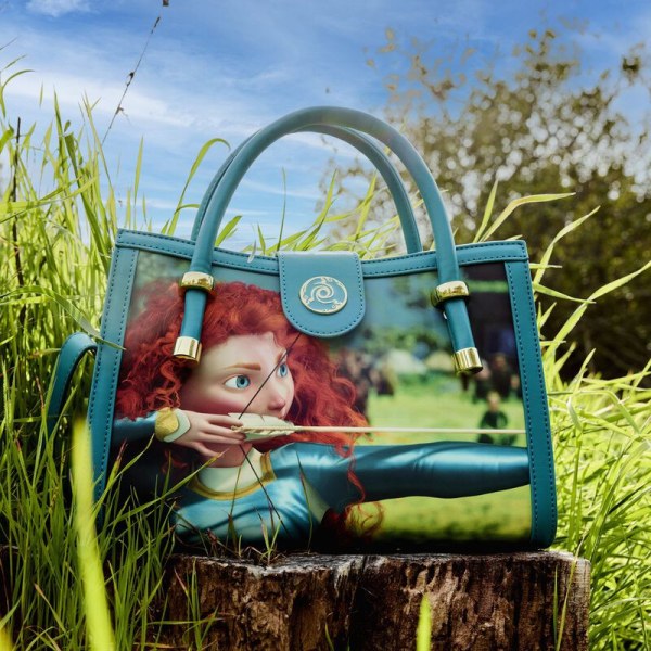 BOLSOS DE HOMBRO ESCENA PRINCESA MERIDA - DISNEY LOUNGEFLY