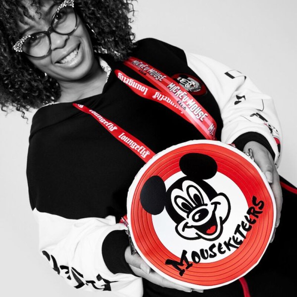 DISNEYBOLSO DE BOLSOS DE HOMBRO 100 MICKEY MOUSEKETEER - DISNEY LOUNGEFLY