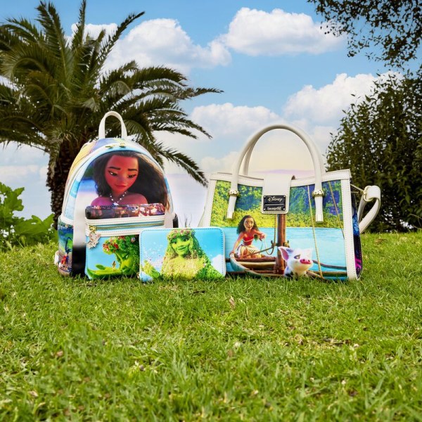 BILLETERA ESCENA PRINCESA MOANA - DISNEY LOUNGEFLY