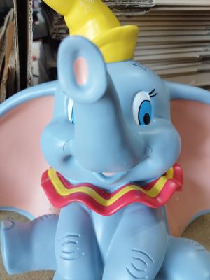 Estatua para jardín 3D de Dumbo – Disney